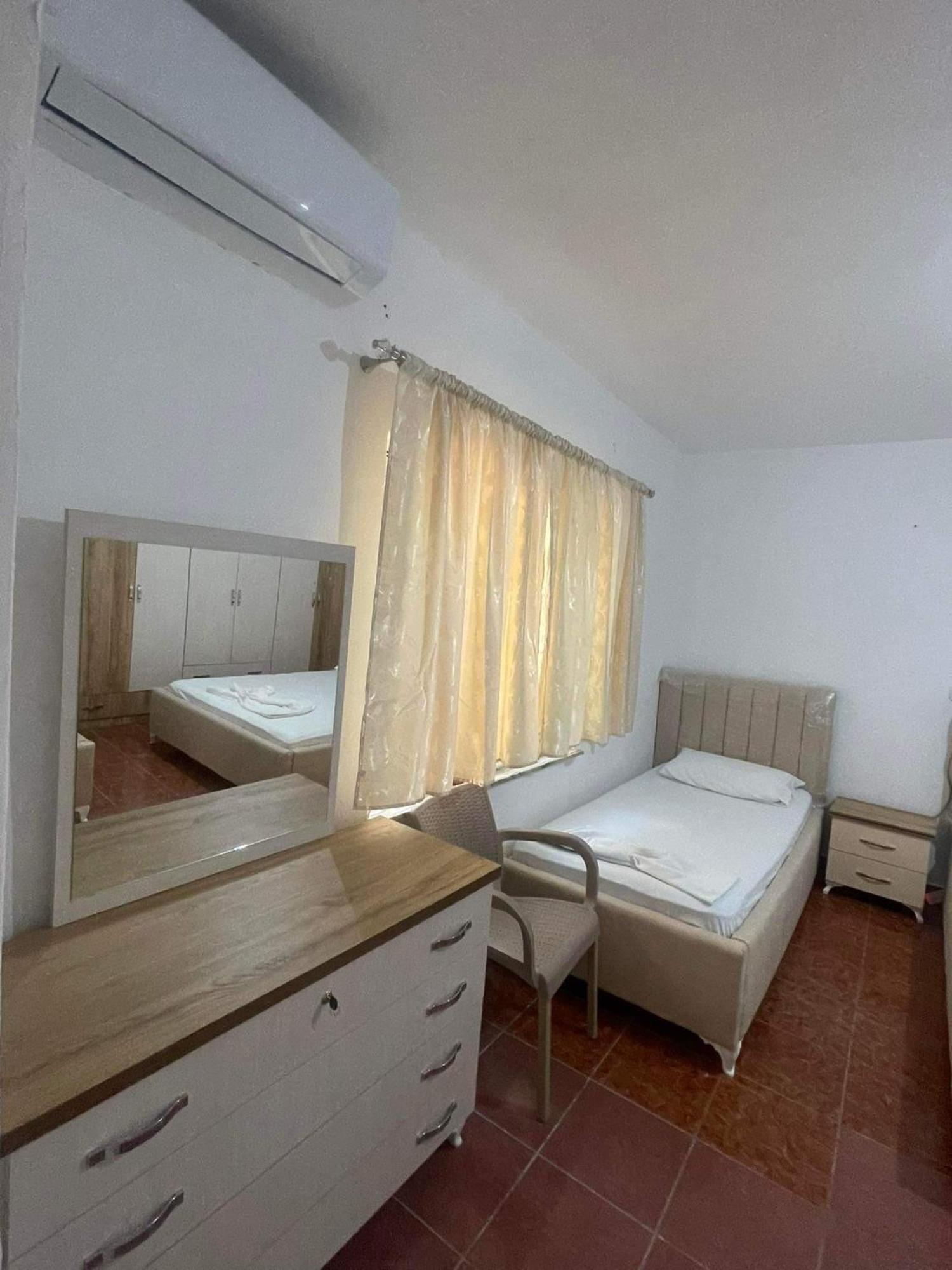 Hotel Gjika Саранда Экстерьер фото