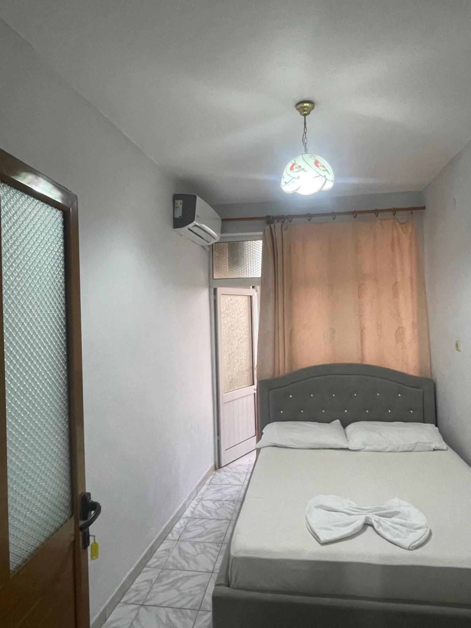 Hotel Gjika Саранда Экстерьер фото