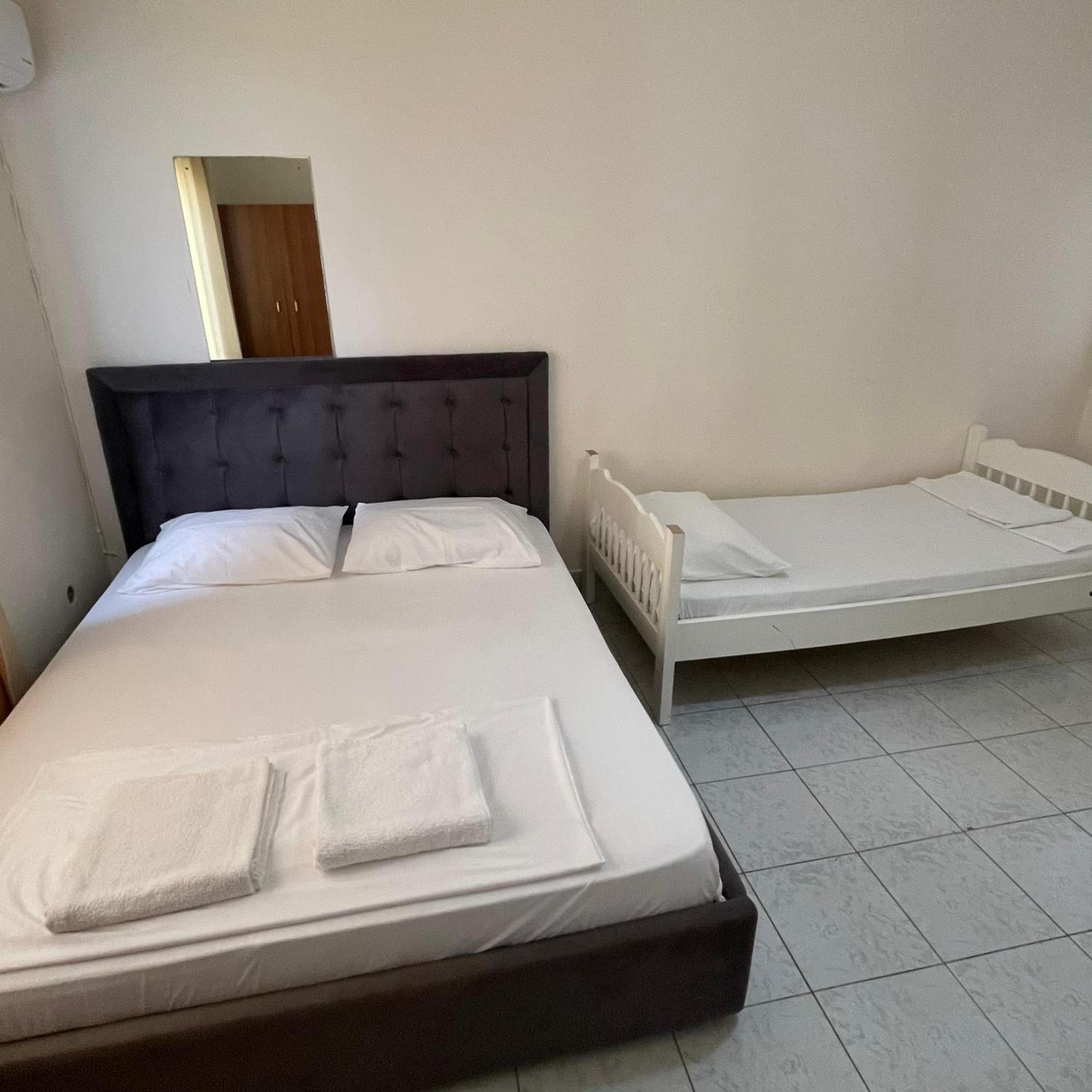 Hotel Gjika Саранда Экстерьер фото